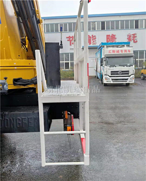 計(jì)量檢衡車后置操作平臺(tái)細(xì)節(jié)