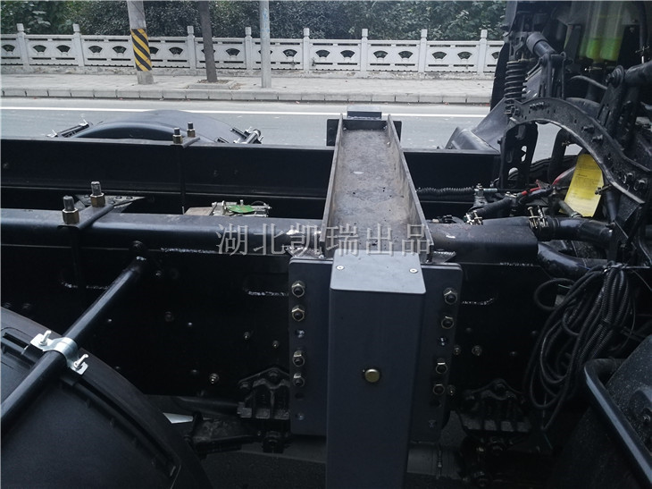 計(jì)量檢衡車前置支腿可調(diào)節(jié)螺栓