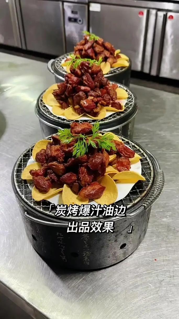 炭烤爆汁油邊 香脆誘惑，回味無窮的廣告藝術